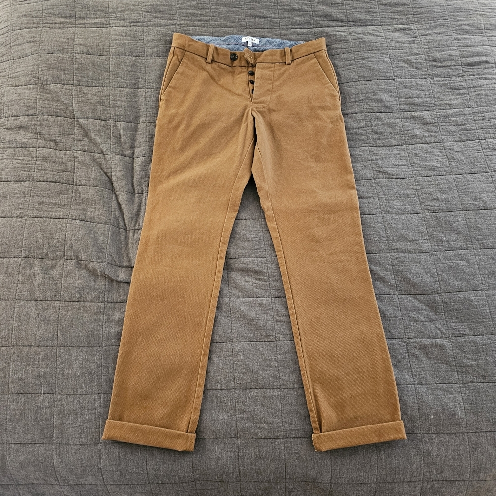Gustin Tan Chinos